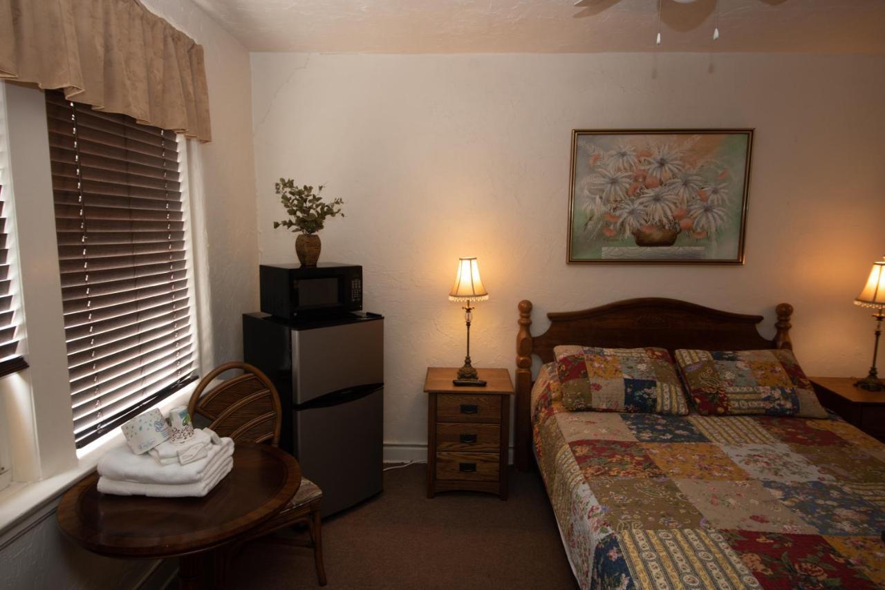 Hotel Evernia West Palm Beach Bagian luar foto